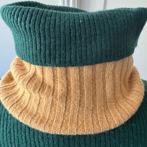 Vintage Eleanor P Brenner Women's Turtleneck Sweater - Picture 5 of 8